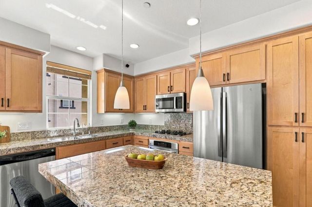 2218 Santoro Lane, San Jose, CA 95124