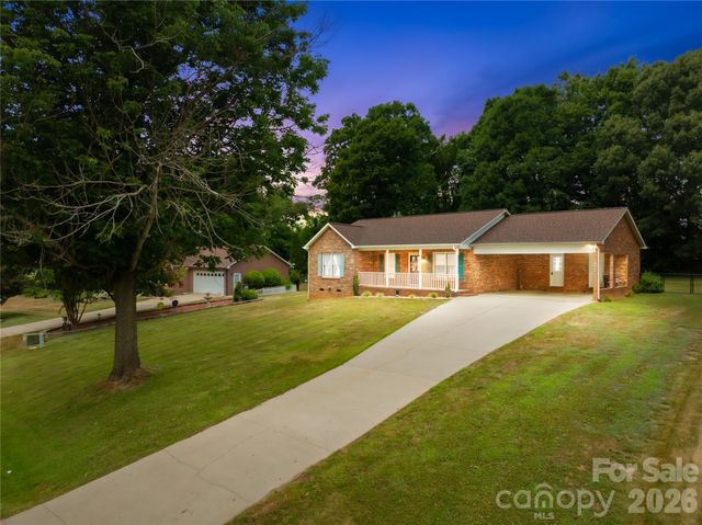 156 Doe Trail Lane, Statesville, NC 28625