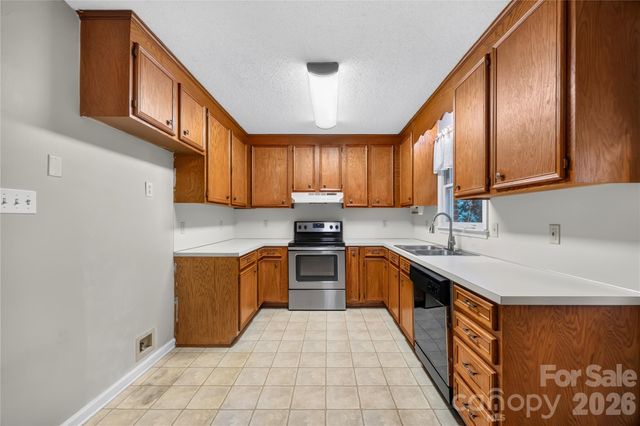 156 Doe Trail Lane, Statesville, NC 28625