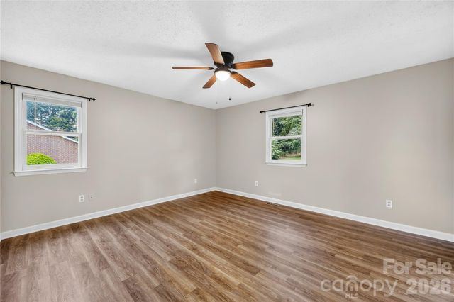156 Doe Trail Lane, Statesville, NC 28625