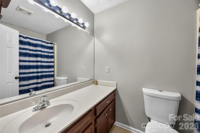 156 Doe Trail Lane, Statesville, NC 28625