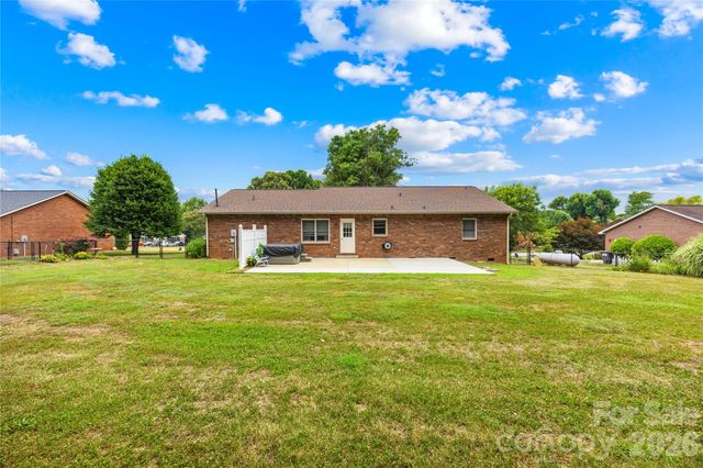 156 Doe Trail Lane, Statesville, NC 28625