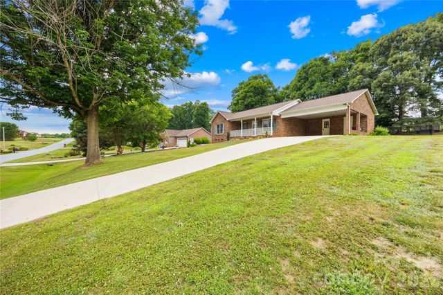 156 Doe Trail Lane, Statesville, NC 28625