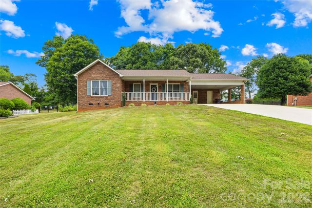 156 Doe Trail Lane, Statesville, NC 28625