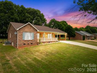 156 Doe Trail Lane, Statesville, NC 28625