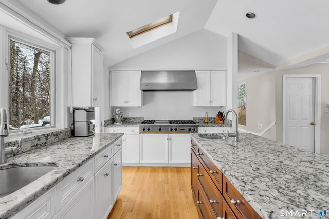 40 Hull Road, Madison, CT 06443