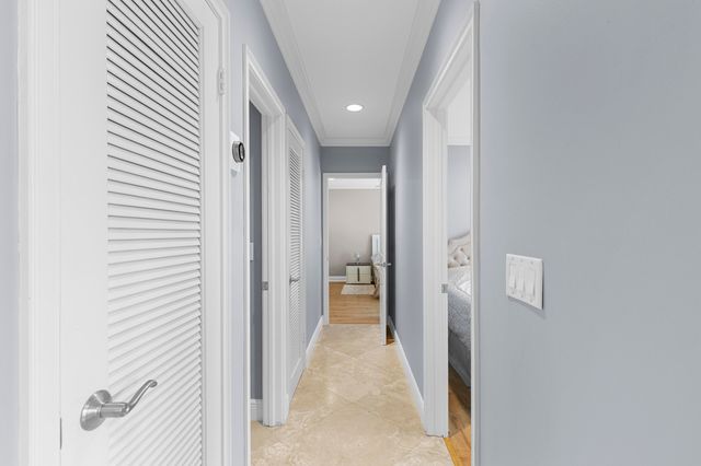 11397 POND VIEW Drive E202, Wellington, FL 33414