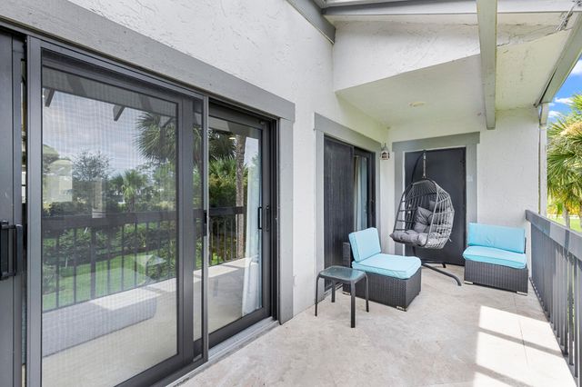 11397 POND VIEW Drive E202, Wellington, FL 33414