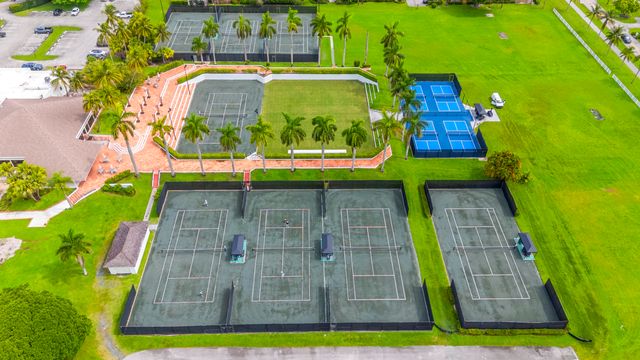 11397 POND VIEW Drive E202, Wellington, FL 33414