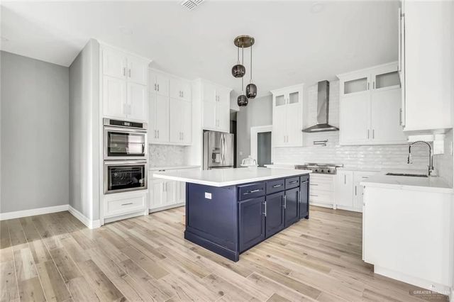 2425 Desert Rose Avenue, Mercedes, TX 78570