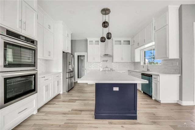 2425 Desert Rose Avenue, Mercedes, TX 78570