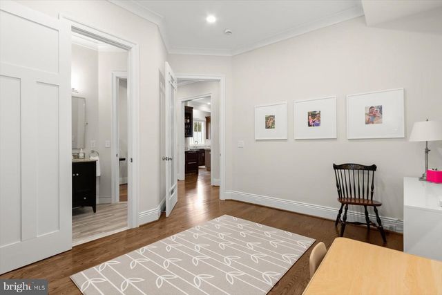 311-311B GROVE AVE, Falls Church, VA 22046