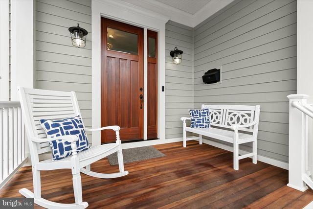 311-311B GROVE AVE, Falls Church, VA 22046