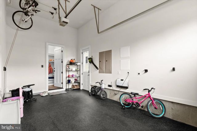 311-311B GROVE AVE, Falls Church, VA 22046