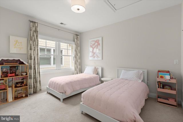 311-311B GROVE AVE, Falls Church, VA 22046