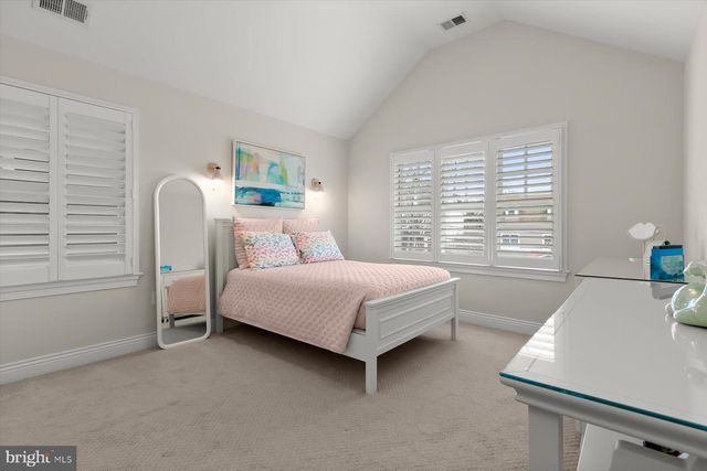 311-311B GROVE AVE, Falls Church, VA 22046