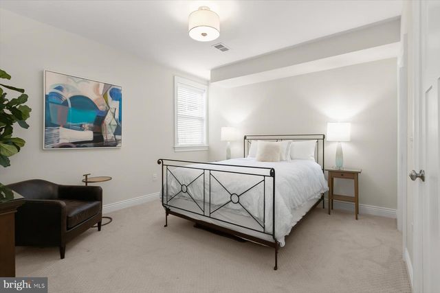 311-311B GROVE AVE, Falls Church, VA 22046