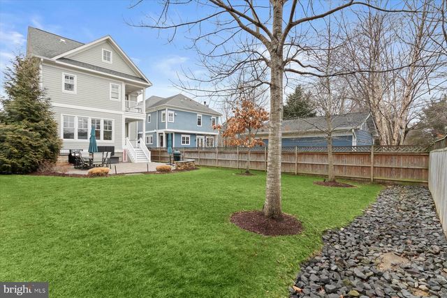 311-311B GROVE AVE, Falls Church, VA 22046