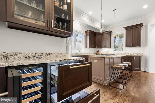 311-311B GROVE AVE, Falls Church, VA 22046