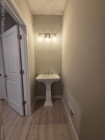 7502 Skylar Court, Swartz Creek, MI 48473