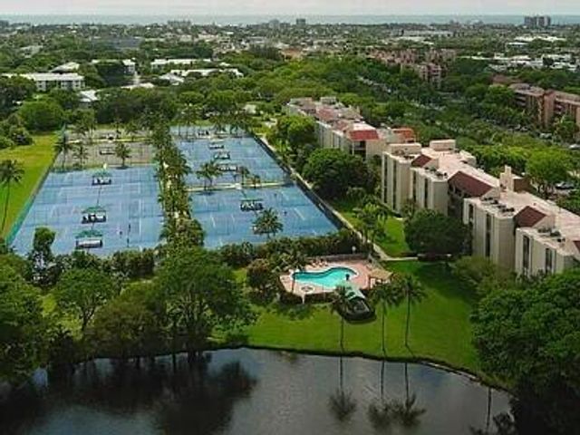 955 Egret Circle 211, Delray Beach, FL 33444