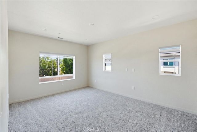 8180 Bing Ave, Fontana, CA 92335