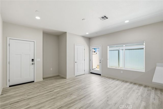 8180 Bing Ave, Fontana, CA 92335