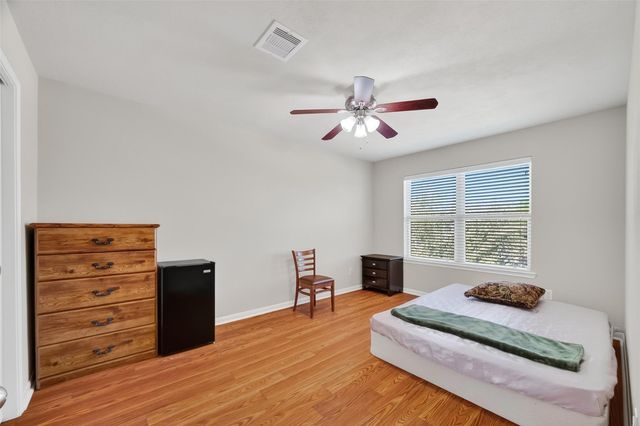 9106 Fuqua Breeze Drive, Houston, TX 77075