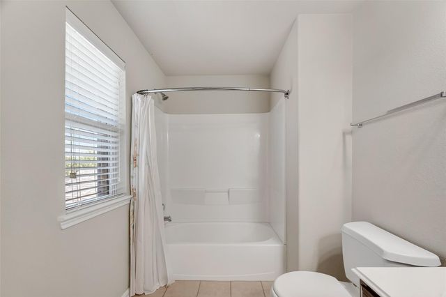 9106 Fuqua Breeze Drive, Houston, TX 77075