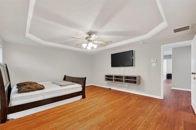 9106 Fuqua Breeze Drive, Houston, TX 77075