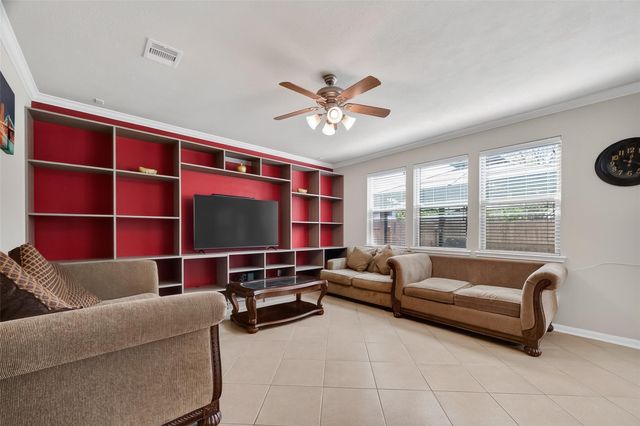 9106 Fuqua Breeze Drive, Houston, TX 77075