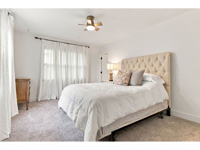 4830 Nw NESKOWIN Ave, Portland, OR 97229