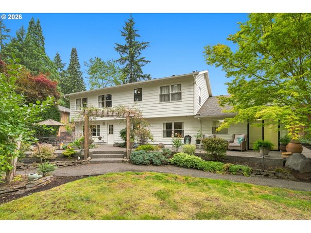 4830 Nw NESKOWIN Ave, Portland, OR 97229