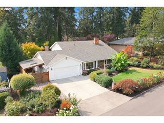 4830 Nw NESKOWIN Ave, Portland, OR 97229
