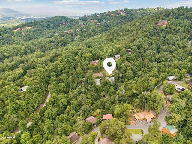 1738 Bassett Way, Sevierville, TN 37876