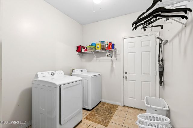 9823 Ala Moana Street, Diamondhead, MS 39525