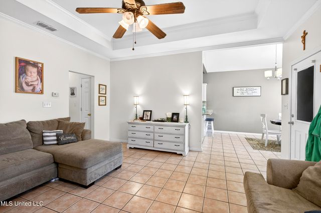 9823 Ala Moana Street, Diamondhead, MS 39525