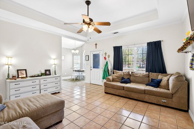 9823 Ala Moana Street, Diamondhead, MS 39525