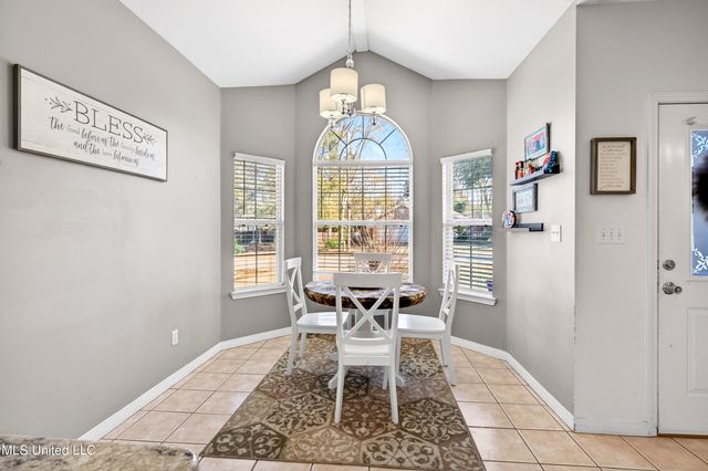 9823 Ala Moana Street, Diamondhead, MS 39525