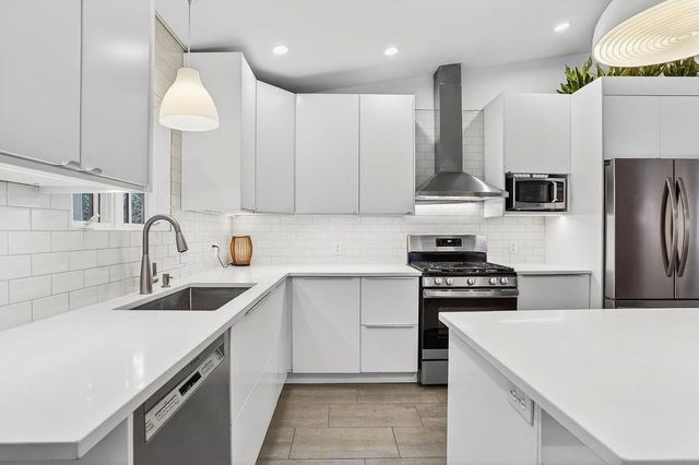 207 Mimosa Drive, Decatur, GA 30030