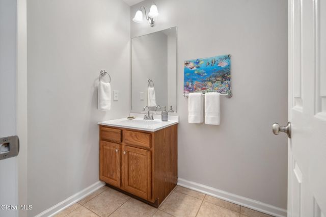 632 Maple Lane, Niskayuna, NY 12309
