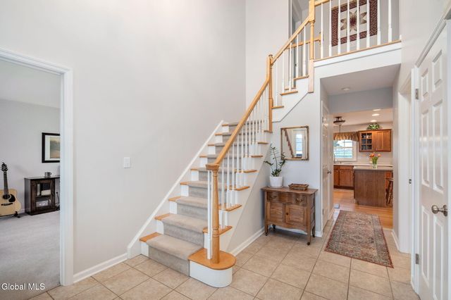632 Maple Lane, Niskayuna, NY 12309