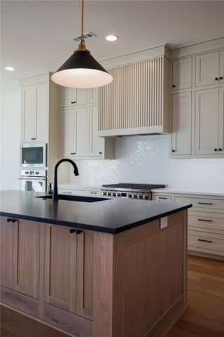 3560 Bridger Lane, Bentonville, AR 72712