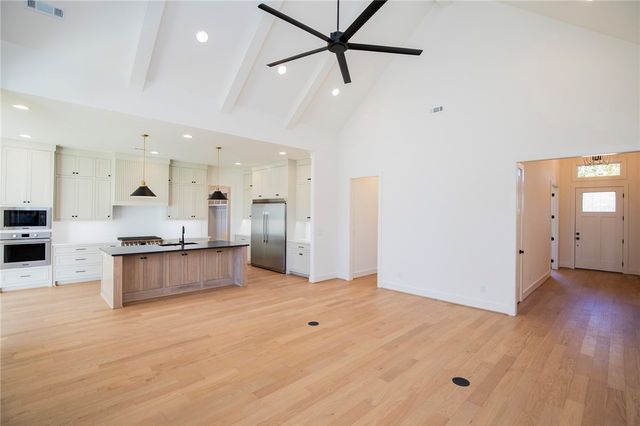 3560 Bridger Lane, Bentonville, AR 72712