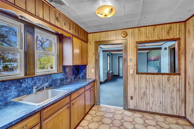 25 N Washington Avenue, Centereach, NY 11720