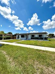 11462 SW 225th St, Miami, FL 33170