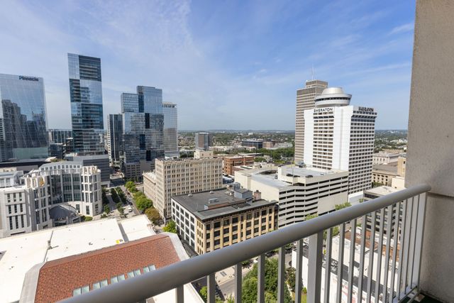 555 Church St Apt 2400, Nashville, TN 37219