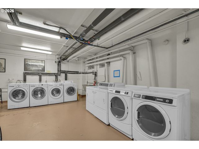 709 Sw 16TH Ave 207, Portland, OR 97205