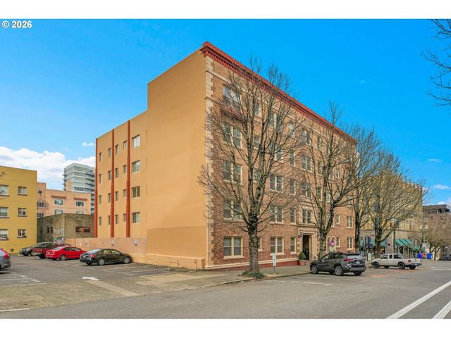 709 Sw 16TH Ave 207, Portland, OR 97205