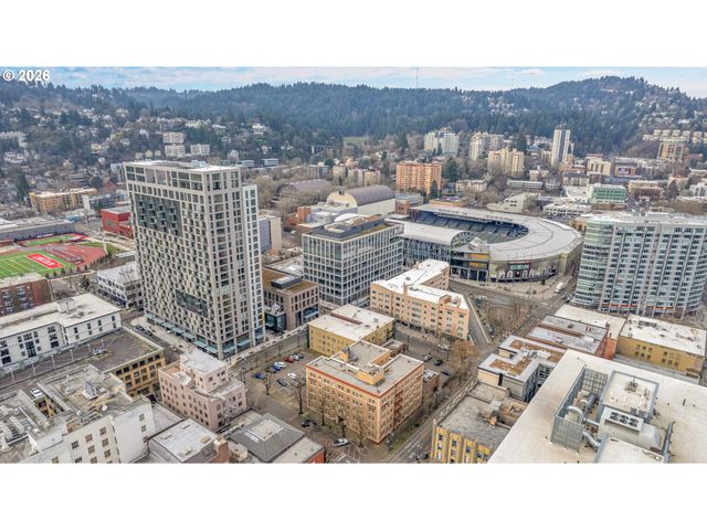 709 Sw 16TH Ave 207, Portland, OR 97205